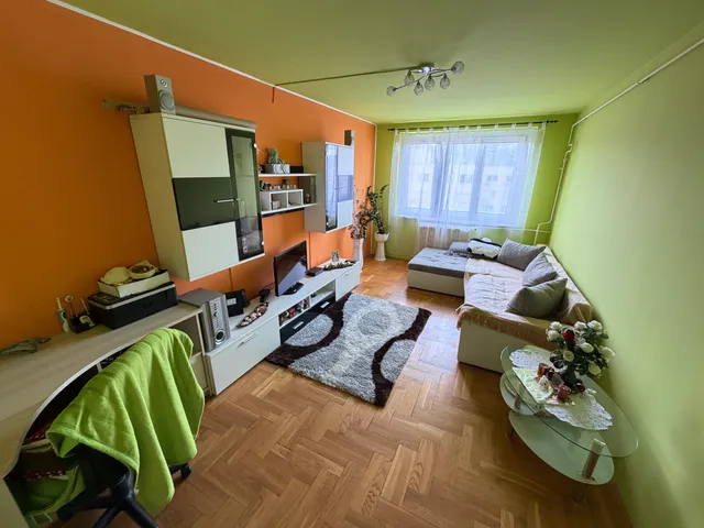 Eladó lakás Budapest III. kerület, Kiskorona u. 52 nm