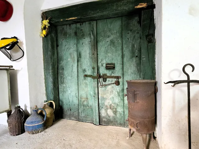 Eladó üdülő és hétvégi ház Pécsely 79 nm