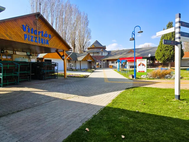 Eladó kereskedelmi és ipari ingatlan Alsóörs 75 nm