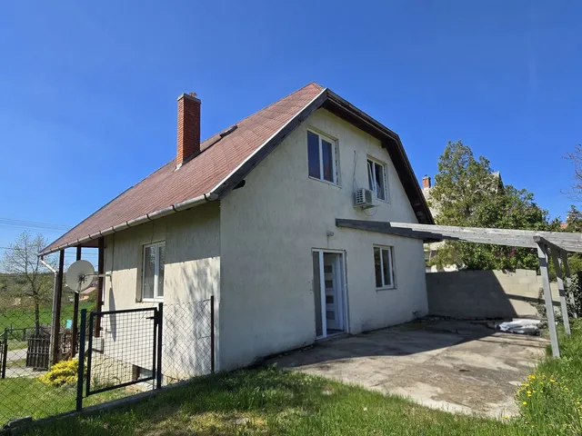 Eladó ház Balatonszőlős 185 nm