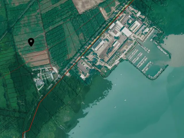 Eladó telek Balatonfüred 562 nm
