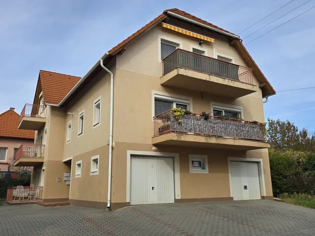 Eladó lakás Balatonfüred 61 nm