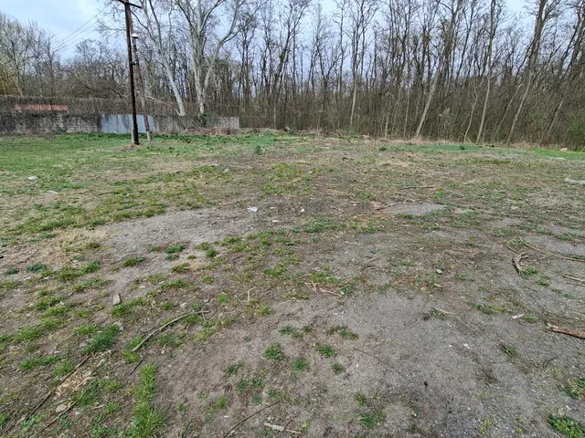 Kiadó kereskedelmi és ipari ingatlan Budapest XVII. kerület, Alsó-Rákoshegy 1 nm