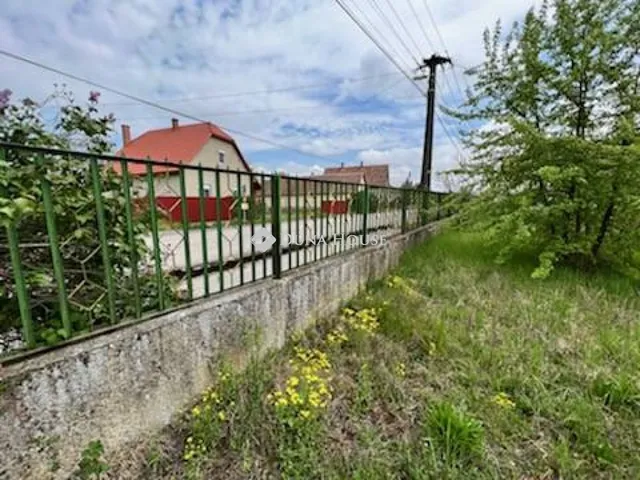 Eladó telek Tápiószőlős, Bicskei út 3440 nm