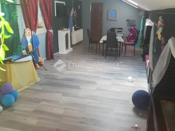 Eladó kereskedelmi és ipari ingatlan Cegléd 78 nm