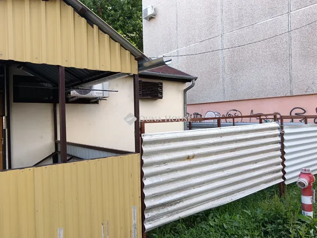 Eladó kereskedelmi és ipari ingatlan Cegléd 25 nm