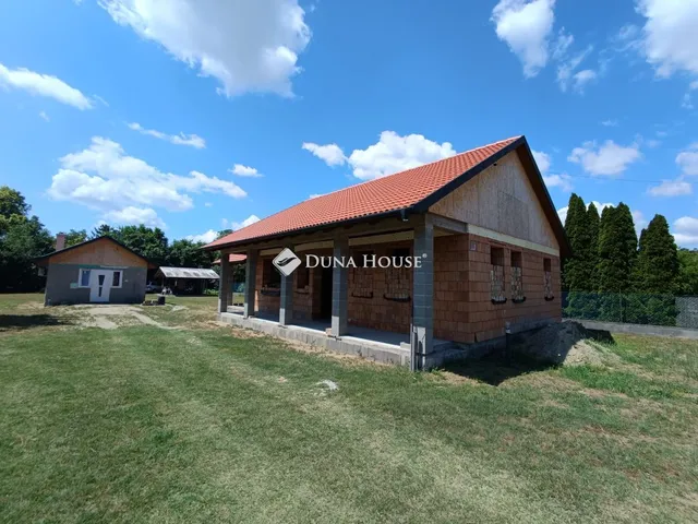 Eladó ház Cegléd 81 nm