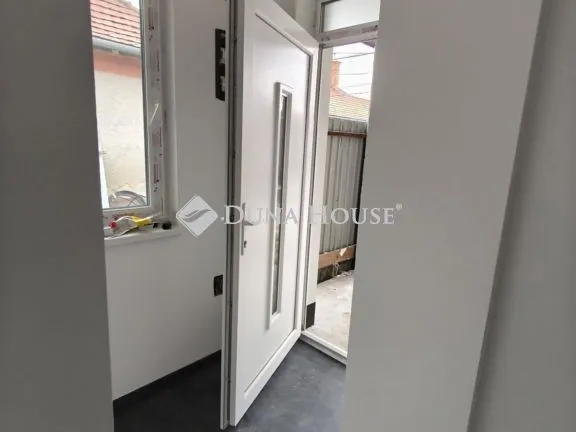 Eladó ház Cegléd 72 nm