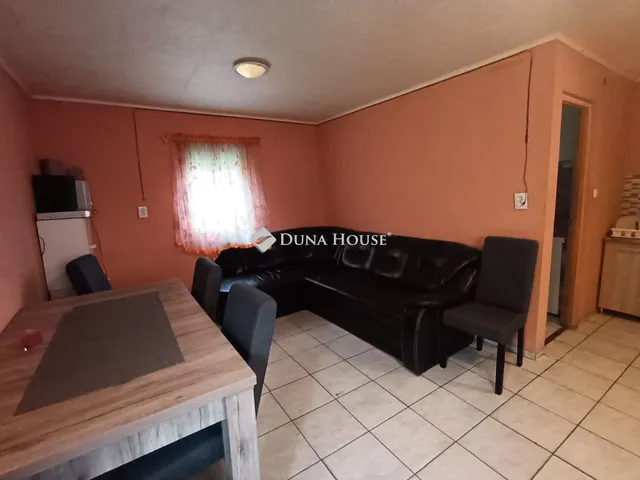 Eladó ház Abony 45 nm
