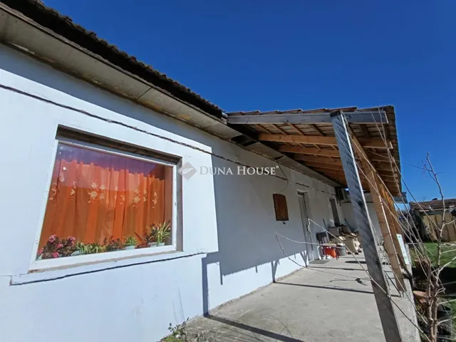 Eladó ház Tápiószentmárton 80 nm