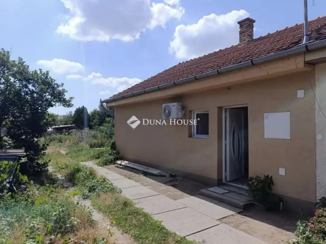 Eladó ház Üllő, Öregszőlő utca 55 nm