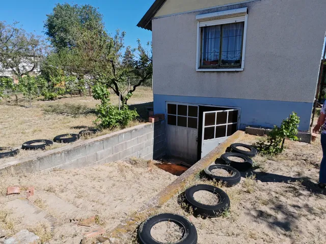 Eladó mezőgazdasági ingatlan Csemő 20 nm
