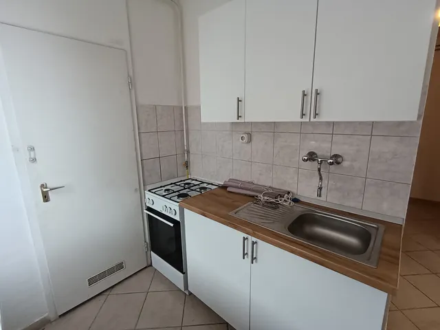 Eladó lakás Cegléd 62 nm