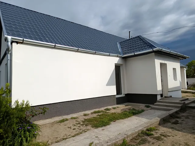 Eladó ház Tápiószentmárton 75 nm