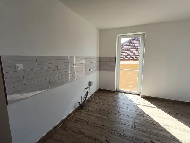 Eladó lakás Cegléd 99 nm