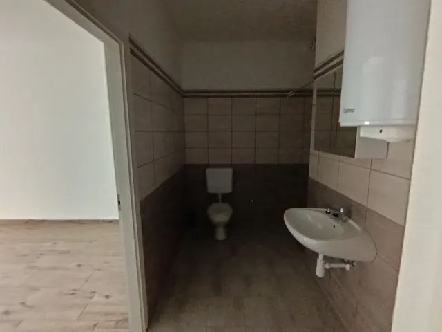 Eladó lakás Cegléd 99 nm