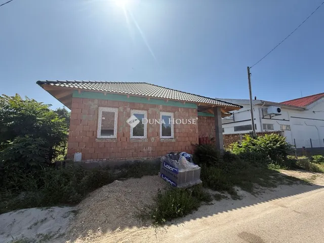 Eladó ház Abony 91 nm