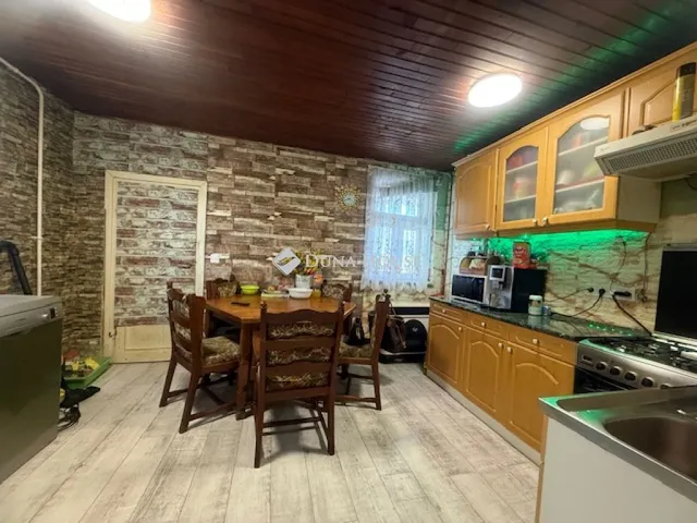Eladó mezőgazdasági ingatlan Örkény 74 nm