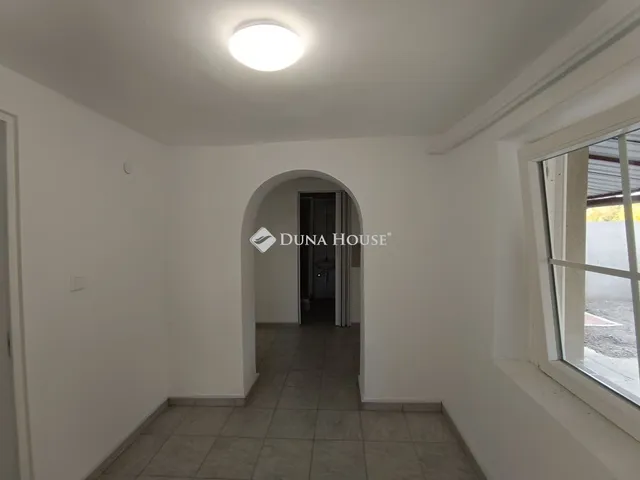 Eladó ház Szolnok 42 nm