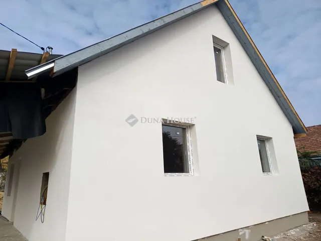 Eladó ház Tápiószele 100 nm