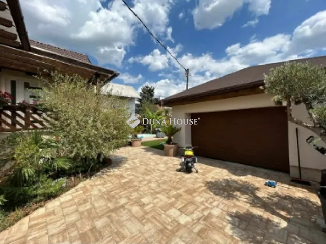 Eladó ház Vecsés 80 nm