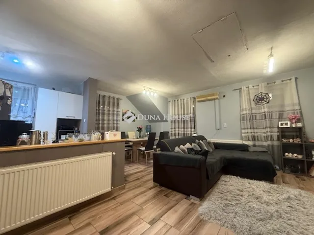 Eladó lakás Vecsés, Zrínyi Miklós utca 118 nm