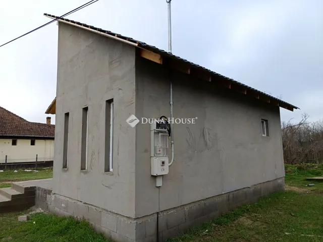 Eladó ház Tápióbicske 45 nm