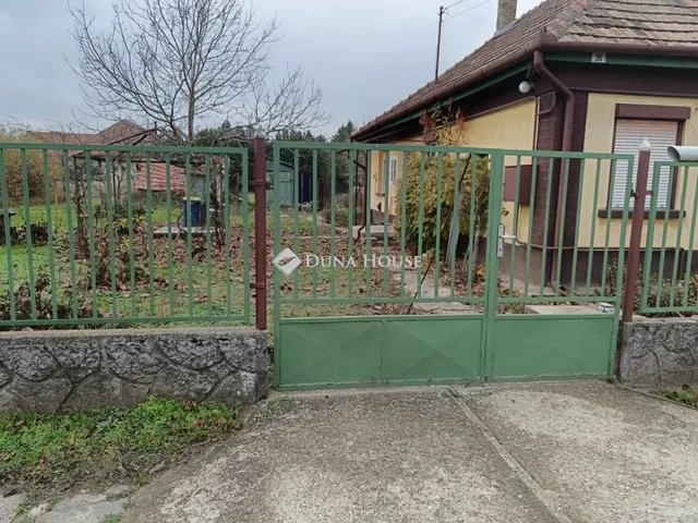 Kiadó ház Albertirsa, Szövetség utca 80 nm