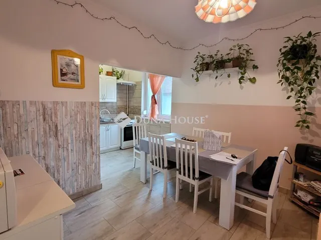 Eladó ház Cegléd 175 nm