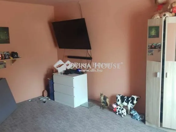 Eladó ház Abony 77 nm