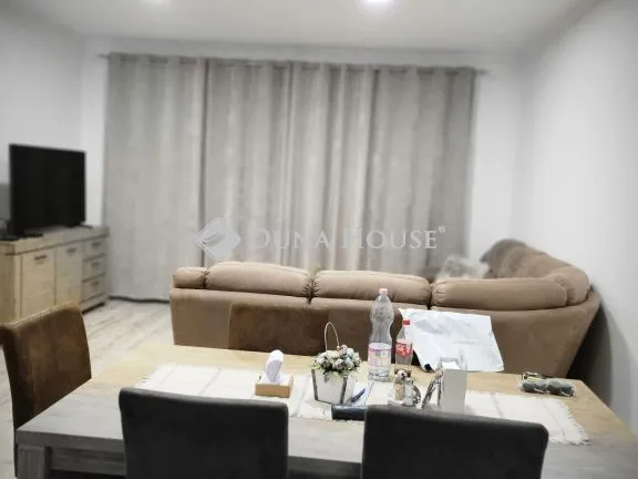 Eladó lakás Cegléd, Csutak Kálmán utca 72 nm