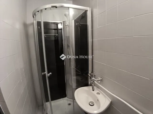 Eladó ház Tápiószentmárton, Virág utca 45 nm