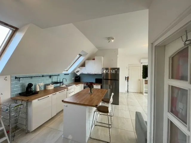 Eladó lakás Budapest XVIII. kerület, Lőrinci út 83 nm