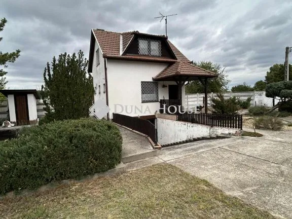 Eladó ház Csemő 47 nm