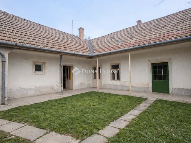 Eladó ház Tolnanémedi 84 nm