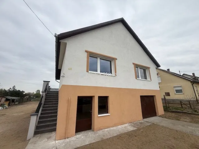 Eladó ház Örkény 87 nm