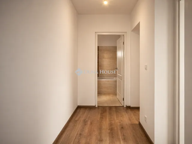 Eladó ház Pécel 71 nm