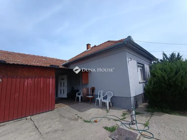 Eladó ház Jászladány 90 nm
