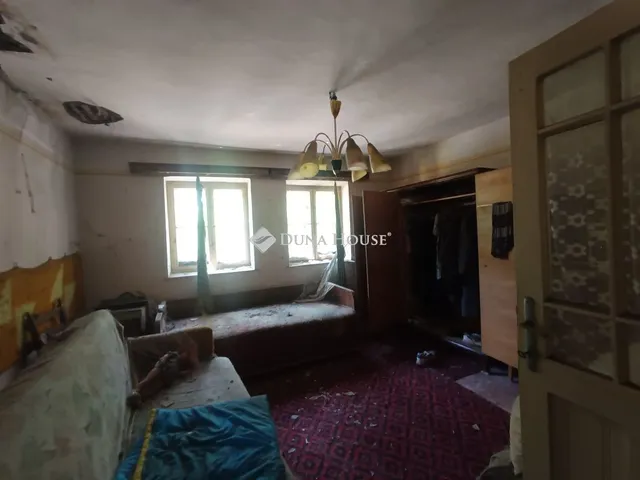 Eladó mezőgazdasági ingatlan Nyársapát 41 nm