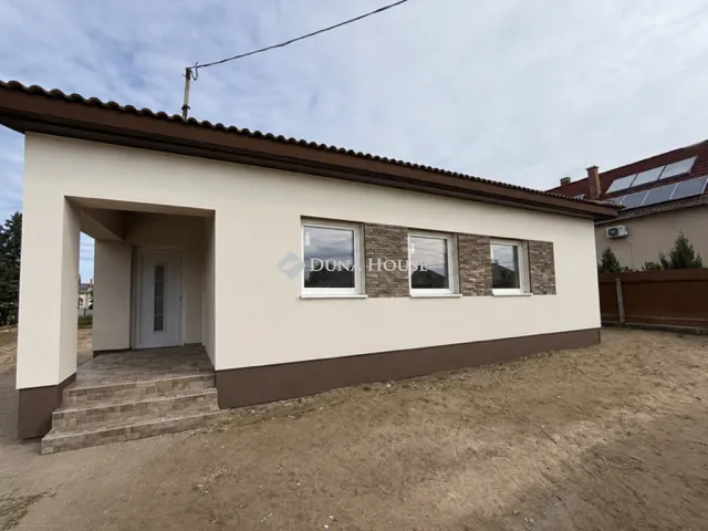 Eladó ház Örkény 110 nm