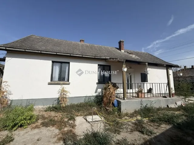 Eladó ház Dunavecse, Szív utca 71 nm