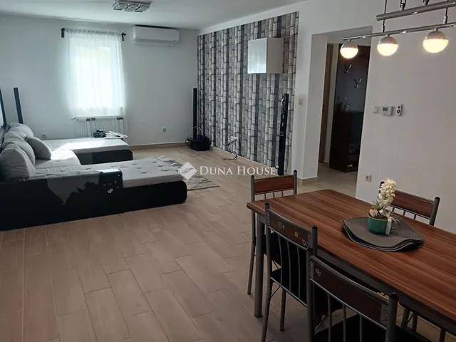 Eladó ház Üllő 96 nm