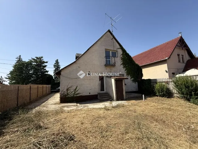 Eladó ház Gyál, Pesti út 147 nm