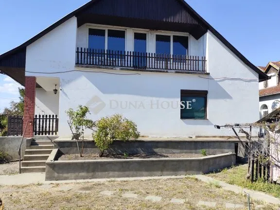 Eladó ház Cegléd 256 nm