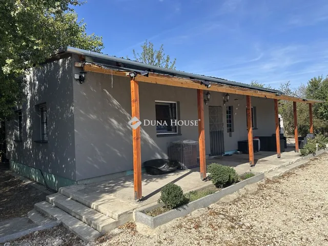 Eladó ház Abony 80 nm