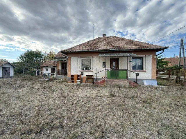 Eladó ház Albertirsa, Katona utca 60 nm