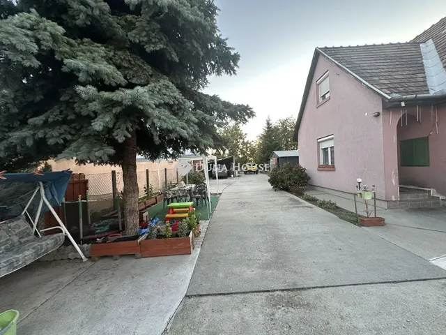 Eladó ház Üllő 113 nm