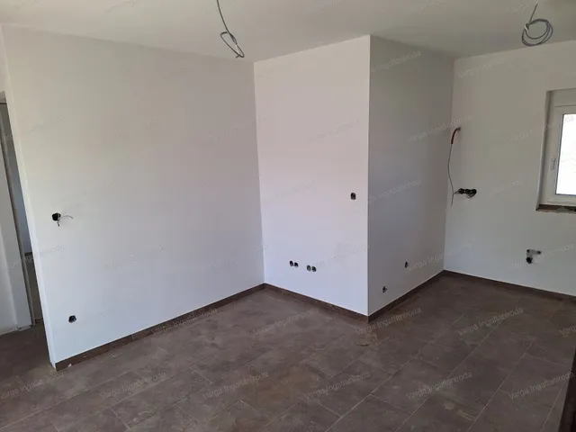 Eladó lakás Sopron 42 nm
