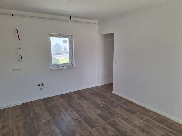 Eladó lakás Sopron 30 nm