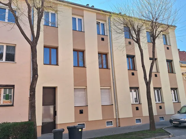 Eladó lakás Sopron, Belváros külső 61 nm